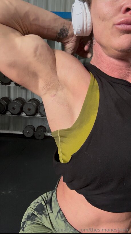 Foto di nudo di fuga di OnlyFans di Thesimonesteele