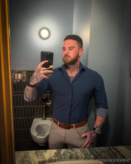 Foto di nudo di fuga di OnlyFans di Realmaxxxsteele