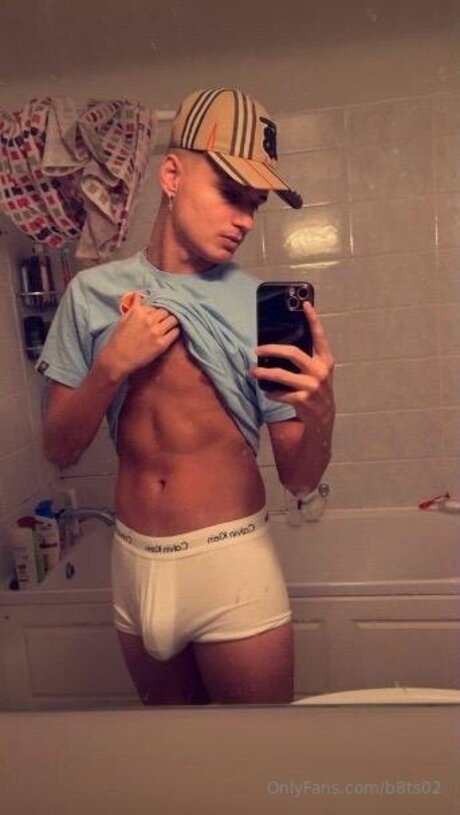 Foto di nudo di fuga di OnlyFans di B8ts02