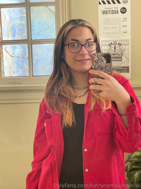 Katrynamaxxofficial