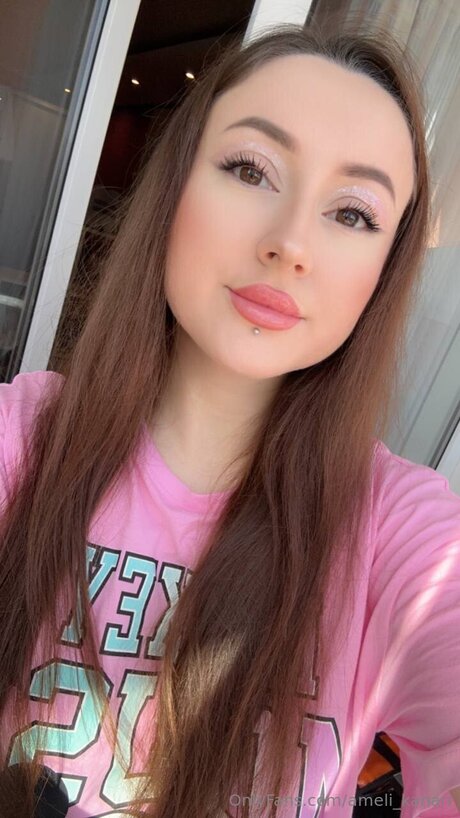 Foto di nudo di fuga di OnlyFans di Ameli Kanari