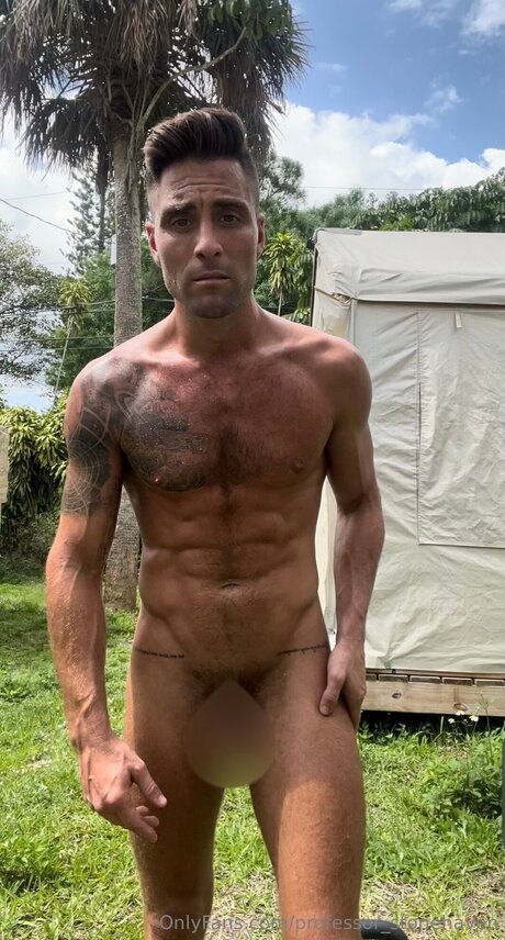 Foto di nudo di fuga di OnlyFans di Professor Stonehaven