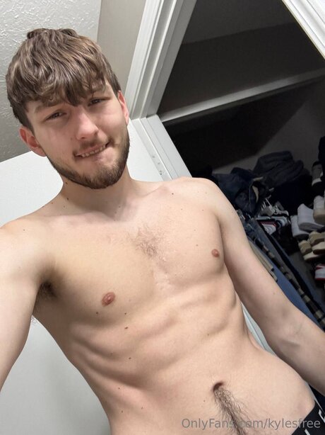 Foto di nudo di fuga di OnlyFans di Kylesfree