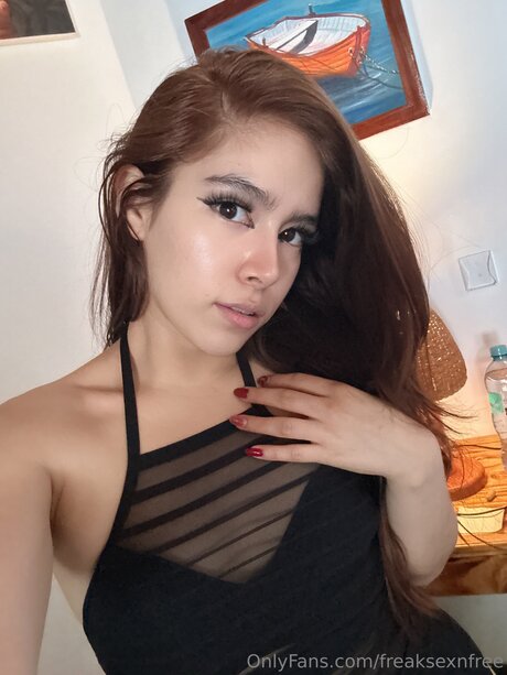Foto di nudo di fuga di OnlyFans di Freaksexnfree