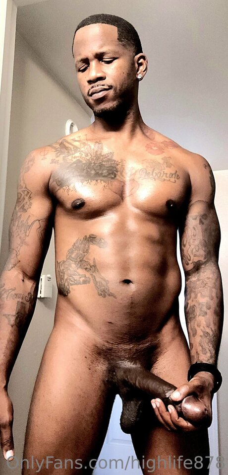 Foto di nudo di fuga di OnlyFans di Highlife878