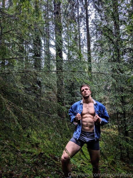 Foto di nudo di fuga di OnlyFans di Oeyonlyfans
