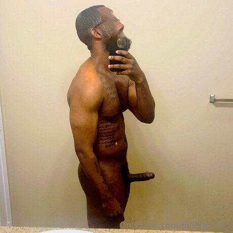 Foto di nudo di fuga di OnlyFans di Julianp 225