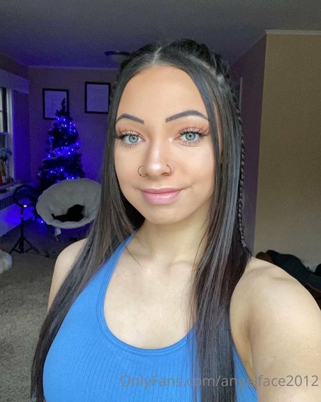 Foto di nudo di fuga di OnlyFans di Ash Nicole