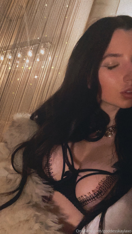 Foto di nudo di fuga di OnlyFans di Goddess Kayla