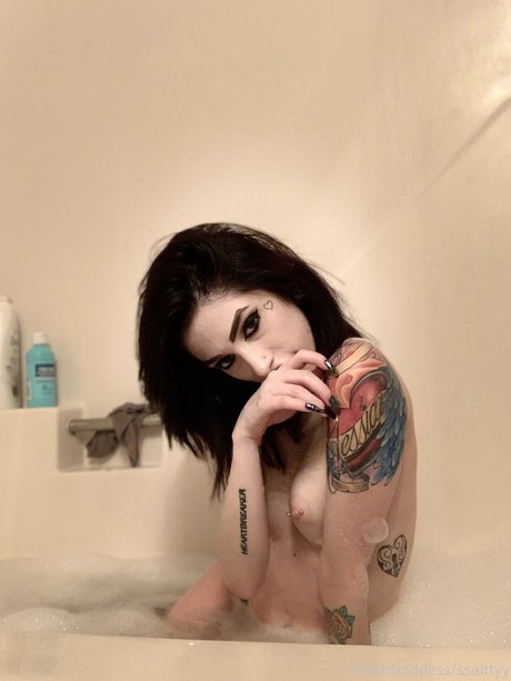 Foto di nudo di fuga di OnlyFans di Jessica Sully