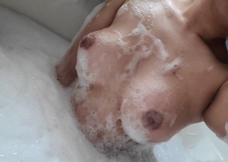 Foto di nudo di fuga di OnlyFans di Xokatana