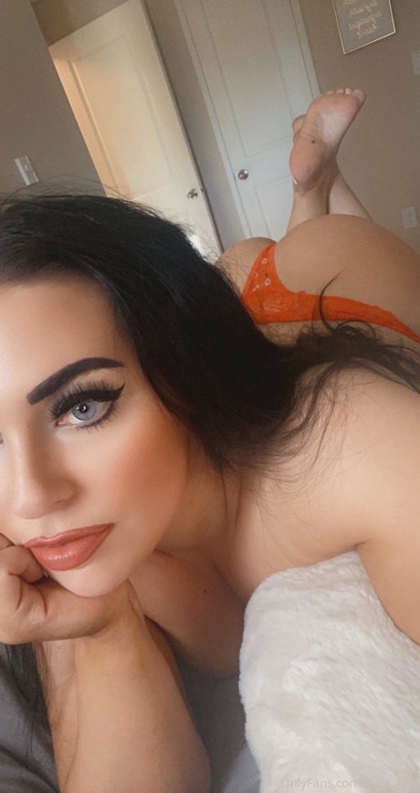 Foto di nudo di fuga di OnlyFans di Missmilf