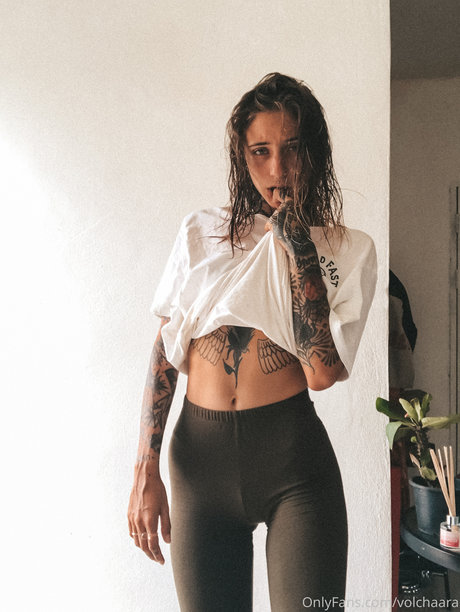Foto di nudo di fuga di OnlyFans di Volchara