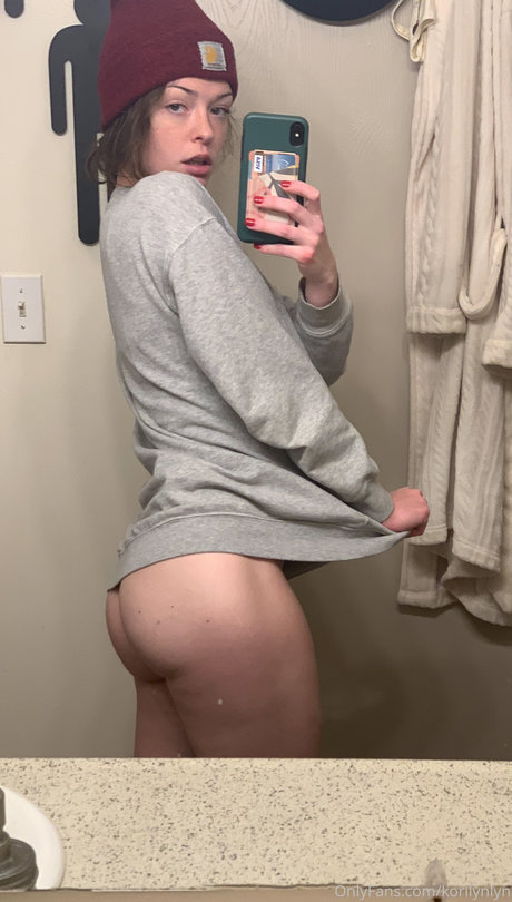 Foto di nudo di fuga di OnlyFans di Korilynlyn