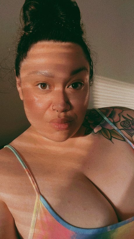 Foto di nudo di fuga di OnlyFans di Fat Puthy Lipth