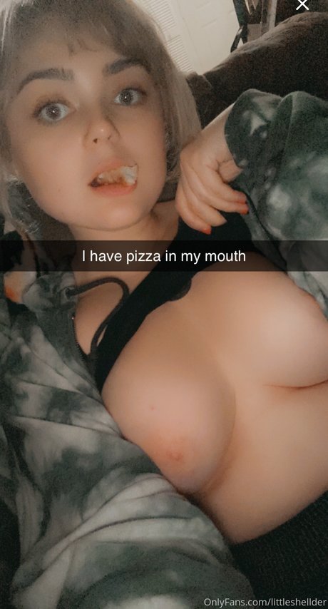 Foto di nudo di fuga di OnlyFans di Little Shellder