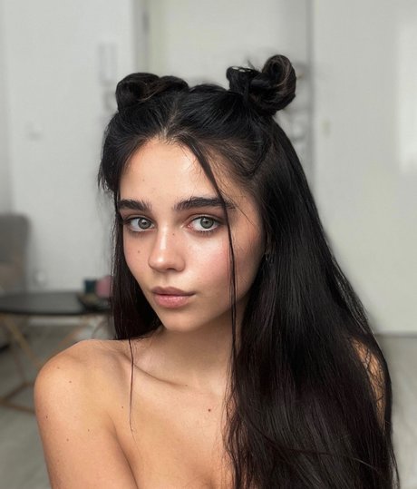 Ana Vavx