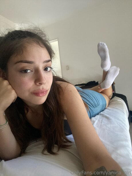 Foto di nudo di fuga di OnlyFans di Yanina Girl