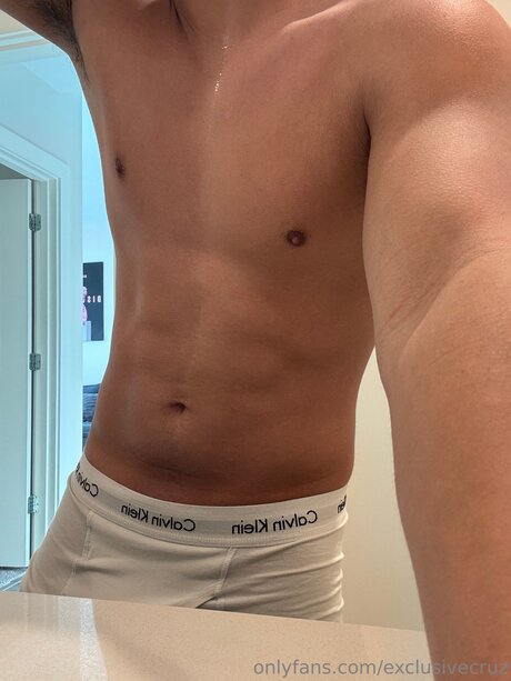 Foto di nudo di fuga di OnlyFans di Exclusivecruz