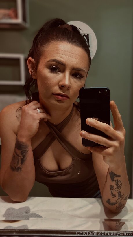 Foto di nudo di fuga di OnlyFans di Allyc Attt