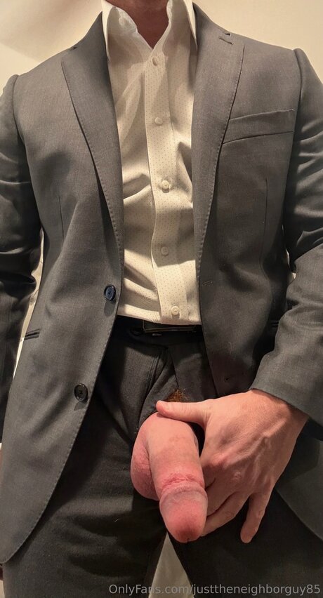 Justtheneighborguy85