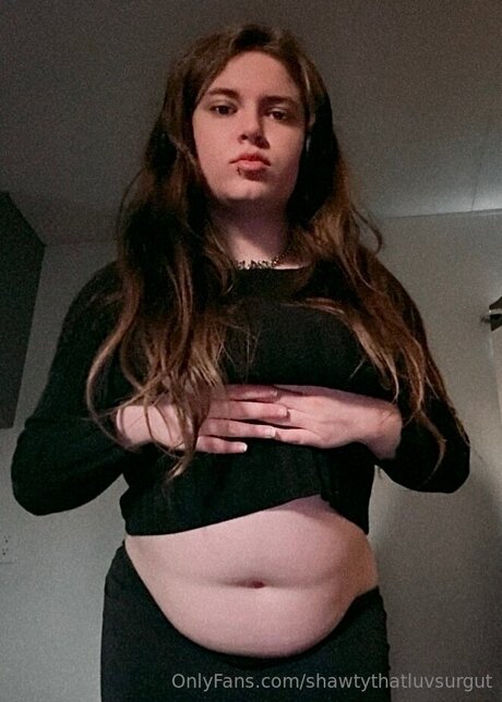 Foto di nudo di fuga di OnlyFans di Shawtythatluvsurgut