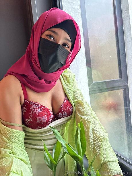 Foto di nudo di fuga di OnlyFans di Yourgfaliyah
