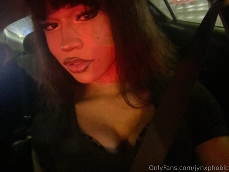 Jynxphobic