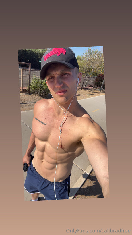 Foto di nudo di fuga di OnlyFans di Calibradfree