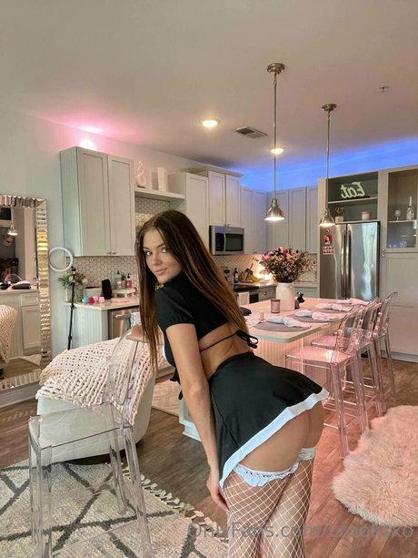 Foto di nudo di fuga di OnlyFans di Olivia Eden