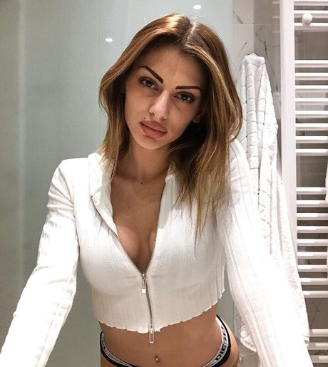 Foto di nudo di fuga di OnlyFans di Sofia Filidou