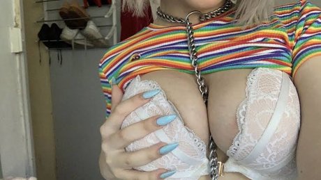 Foto di nudo di fuga di OnlyFans di Fake Abi