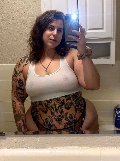 Foto di nudo di fuga di OnlyFans di Nik