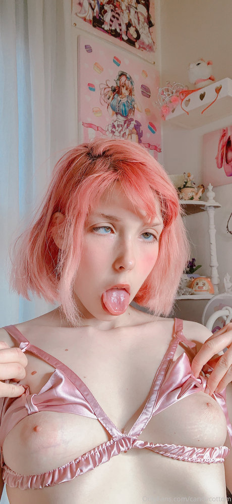 Foto di nudo di fuga di OnlyFans di Candycottom