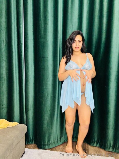 Foto di nudo di fuga di OnlyFans di Amyra Fayth
