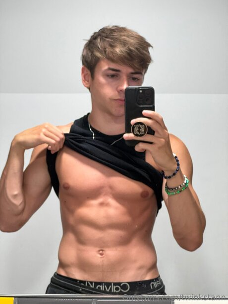 Foto di nudo di fuga di OnlyFans di Twinkstann