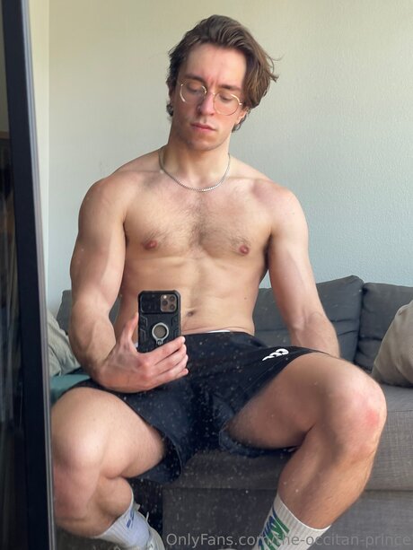 Foto di nudo di fuga di OnlyFans di The Occitan Prince
