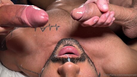 Foto di nudo di fuga di OnlyFans di Aospinad
