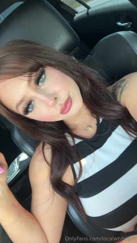 Foto di nudo di fuga di OnlyFans di Localwhitegirl
