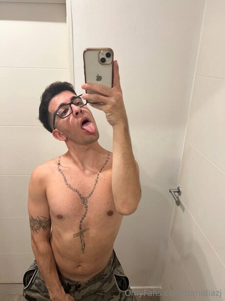 Foto di nudo di fuga di OnlyFans di Tomidiazj