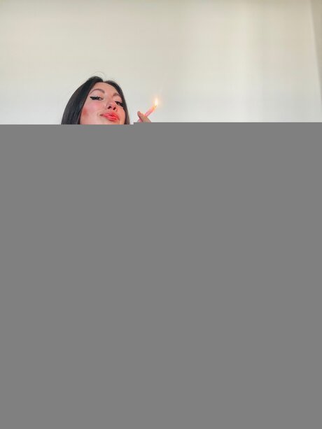 Foto di nudo di fuga di OnlyFans di Zoegin