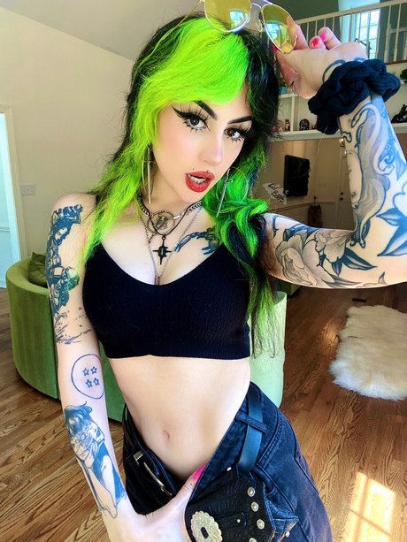 Foto di nudo di fuga di OnlyFans di Batz