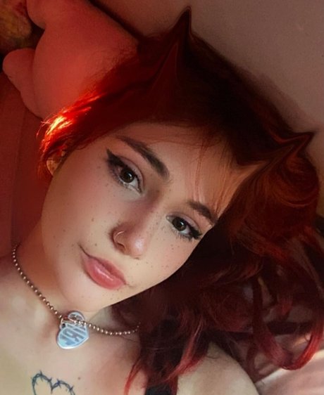 Gothicbratgf