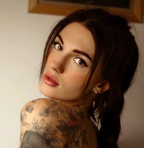 Foto di nudo di fuga di OnlyFans di Lisaero