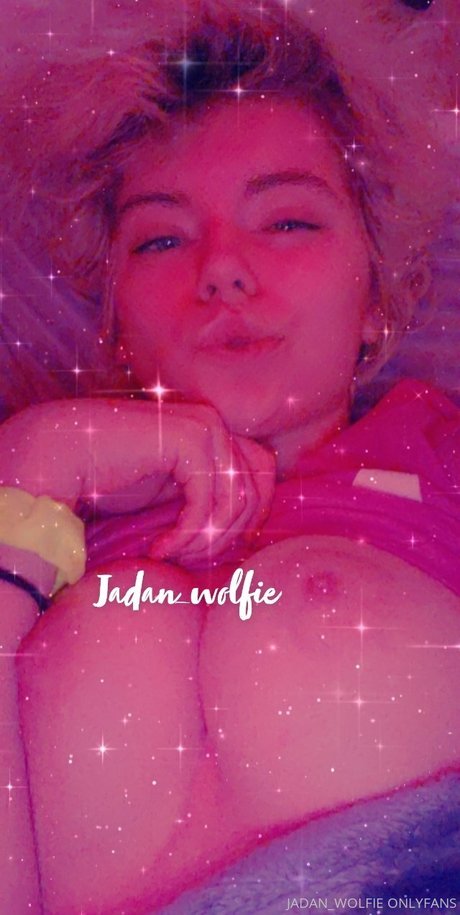 Foto di nudo di fuga di OnlyFans di Jadan Wolfie
