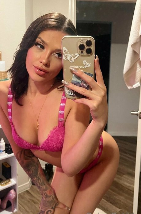 Daisy Deville