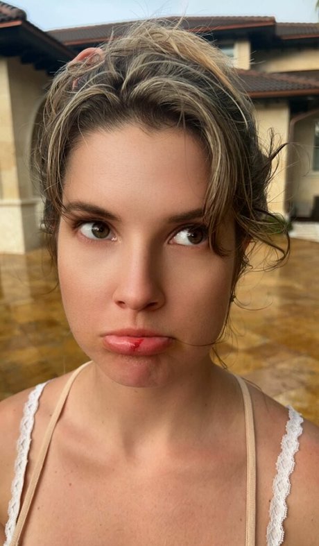 Amanda Cerny