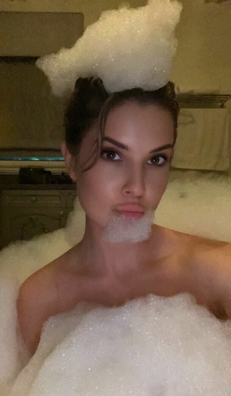 Amanda Cerny