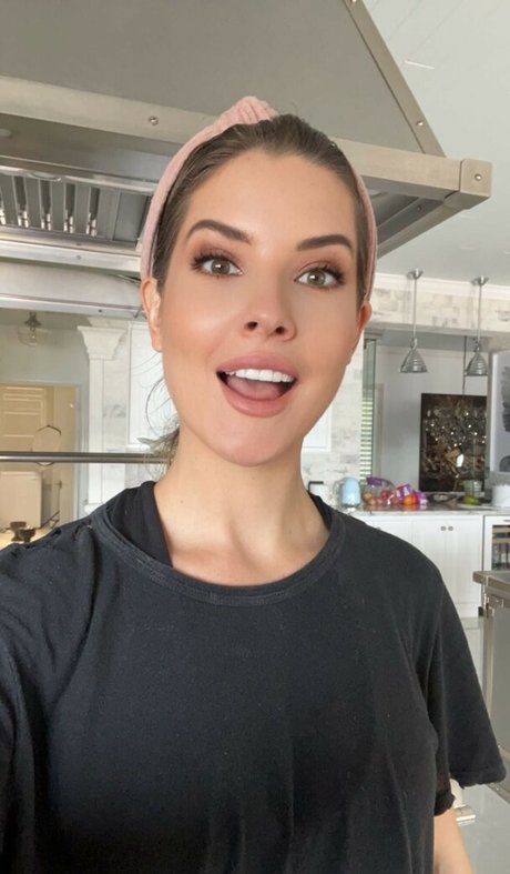 Amanda Cerny