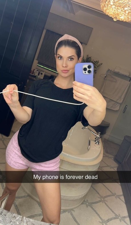 Amanda Cerny